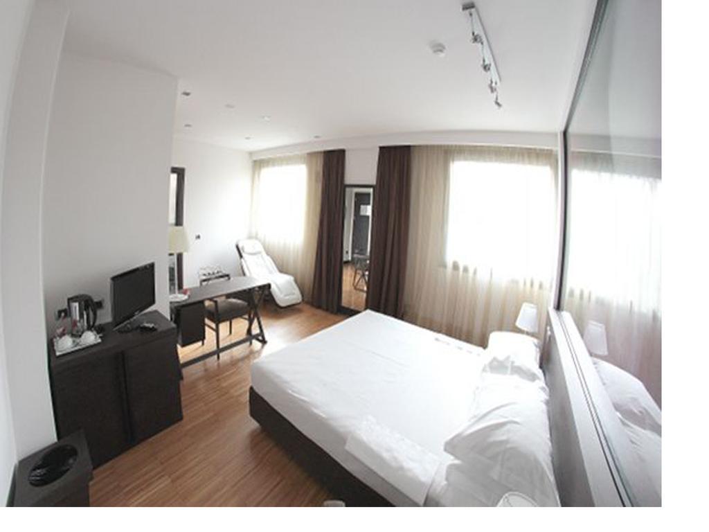 Postumia Hotel Design Oderzo Eksteriør billede